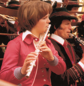 1975-die erste Musikantin Christine Niederstaetter